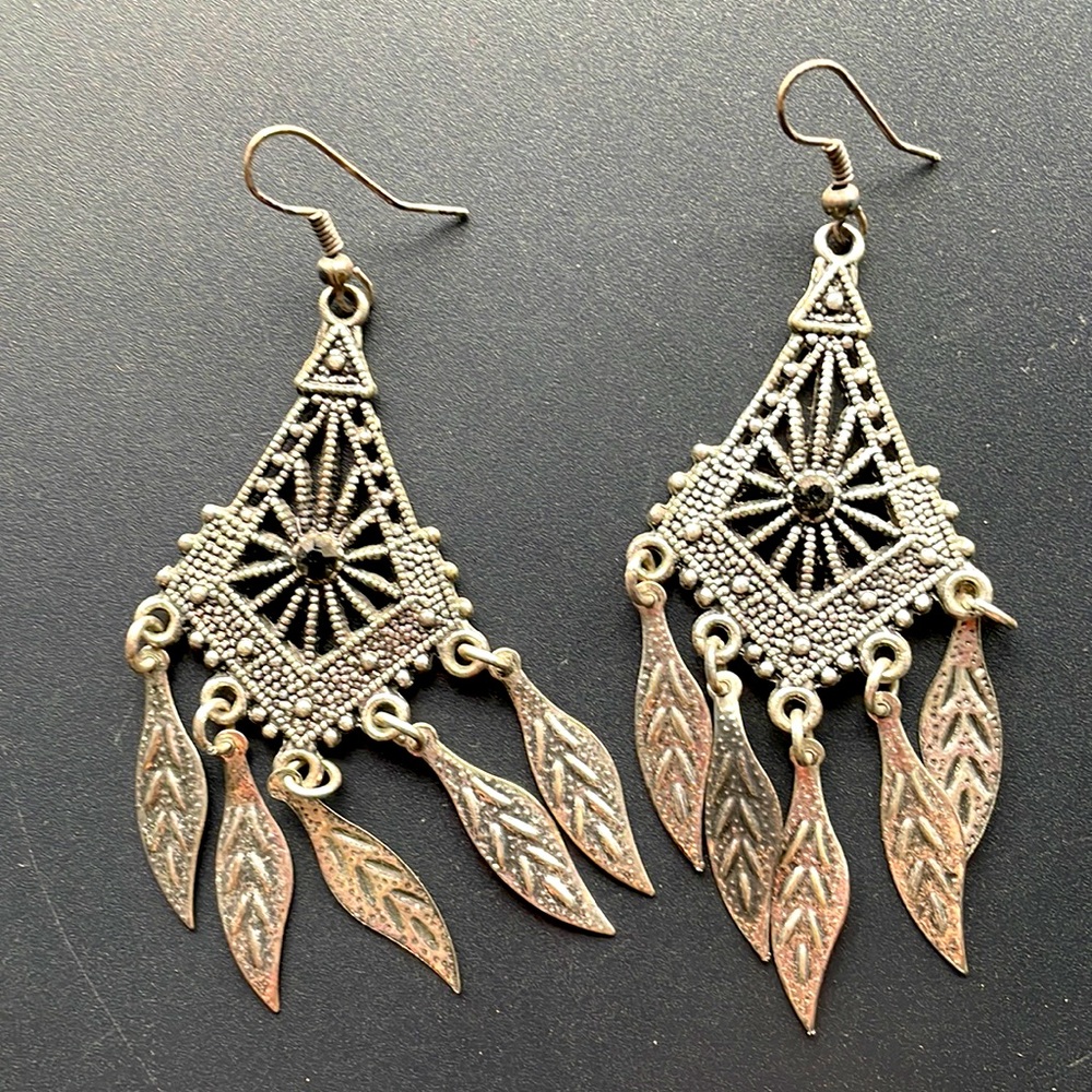 Silver dangly feather earrings